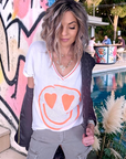Haut blanc smiley orange fluo - 𝐌𝐚𝐫𝐢𝐧𝐚𝟒𝟒𝐟𝐚𝐦𝐢𝐥𝐲