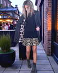Robe noire maille pull à superposition léopard - 𝐌𝐚𝐫𝐢𝐧𝐚𝟒𝟒𝐟𝐚𝐦𝐢𝐥𝐲
