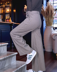 Pantalon chevrons beige longueur normale - 𝐌𝐚𝐫𝐢𝐧𝐚𝟒𝟒𝐟𝐚𝐦𝐢𝐥𝐲