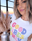 Tee-shirt blanc Good Vibes - 𝐌𝐚𝐫𝐢𝐧𝐚𝟒𝟒𝐟𝐚𝐦𝐢𝐥𝐲