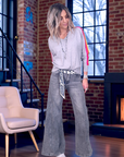 Jean bootcut gris delavé - 𝐌𝐚𝐫𝐢𝐧𝐚𝟒𝟒𝐟𝐚𝐦𝐢𝐥𝐲