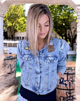 Veste en jean endlessy avec écussons - 𝐌𝐚𝐫𝐢𝐧𝐚𝟒𝟒𝐟𝐚𝐦𝐢𝐥𝐲