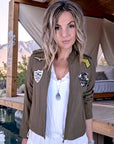 Blouson kaki à esprit militaire - 𝐌𝐚𝐫𝐢𝐧𝐚𝟒𝟒𝐟𝐚𝐦𝐢𝐥𝐲