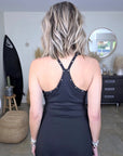 Robe longue noire cloutée