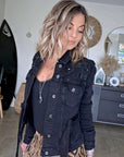 Veste en jean noire perlée