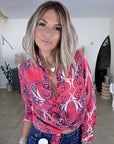 Chemise rouge délavé à imprimé bandana