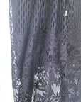 Robe noire ajourée
