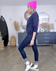 Pull bleu marine à inscriptions - 𝐌𝐚𝐫𝐢𝐧𝐚𝟒𝟒𝐟𝐚𝐦𝐢𝐥𝐲