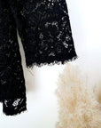 Haut en dentelle noire