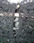 Haut en dentelle noire