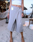 Pantalon beige-gris esprit "jupe-culotte"