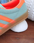 Baskets gazelle Indoor vert d'eau et orange fluo - 𝐌𝐚𝐫𝐢𝐧𝐚𝟒𝟒𝐟𝐚𝐦𝐢𝐥𝐲