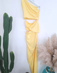 Robe asymétrique jaune