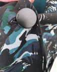 Veste cintrée à imprimé camouflage