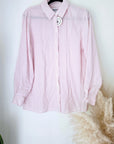 Chemise rayée rose à inscription au dos