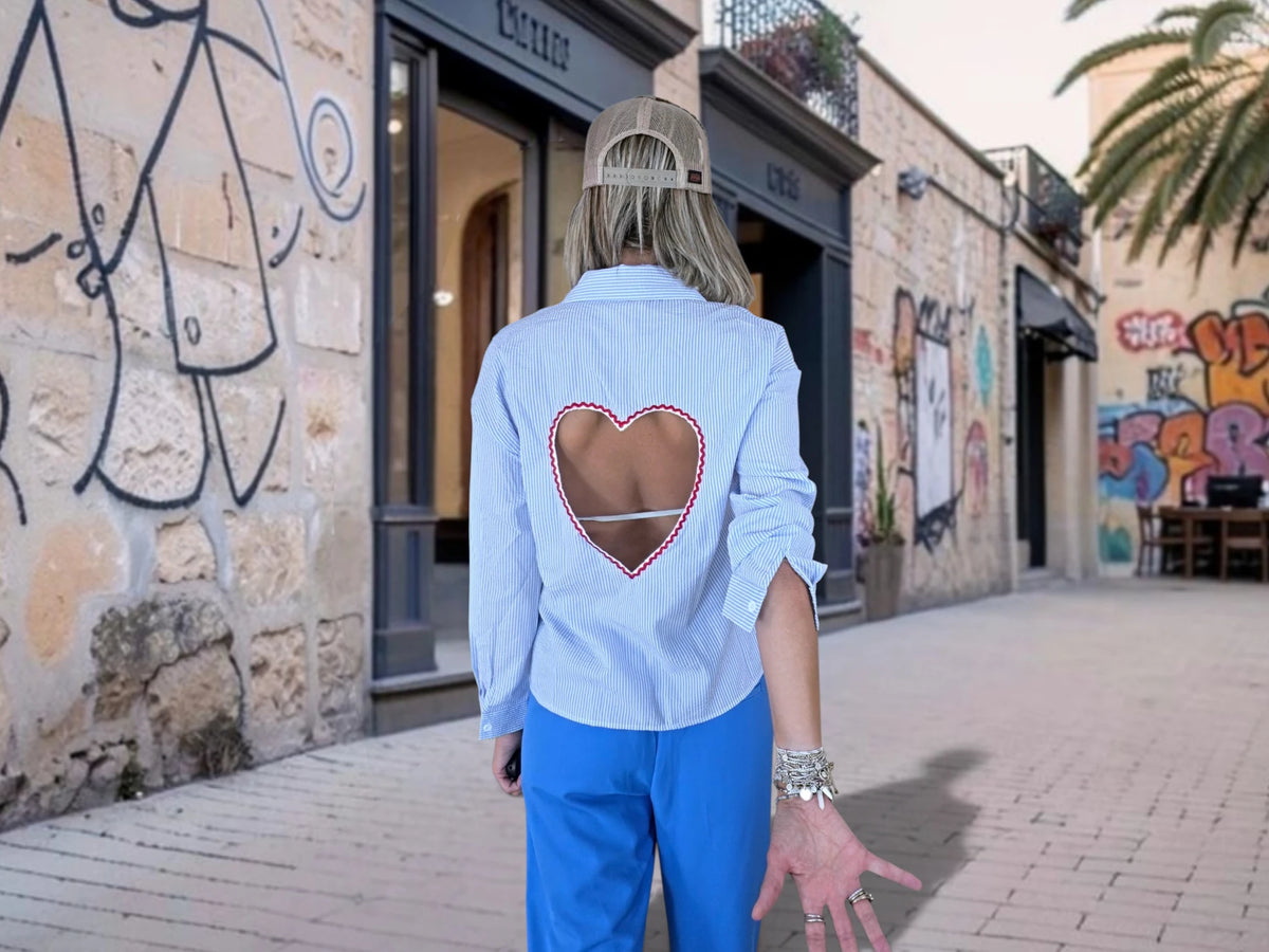 •Chemises - Blouses