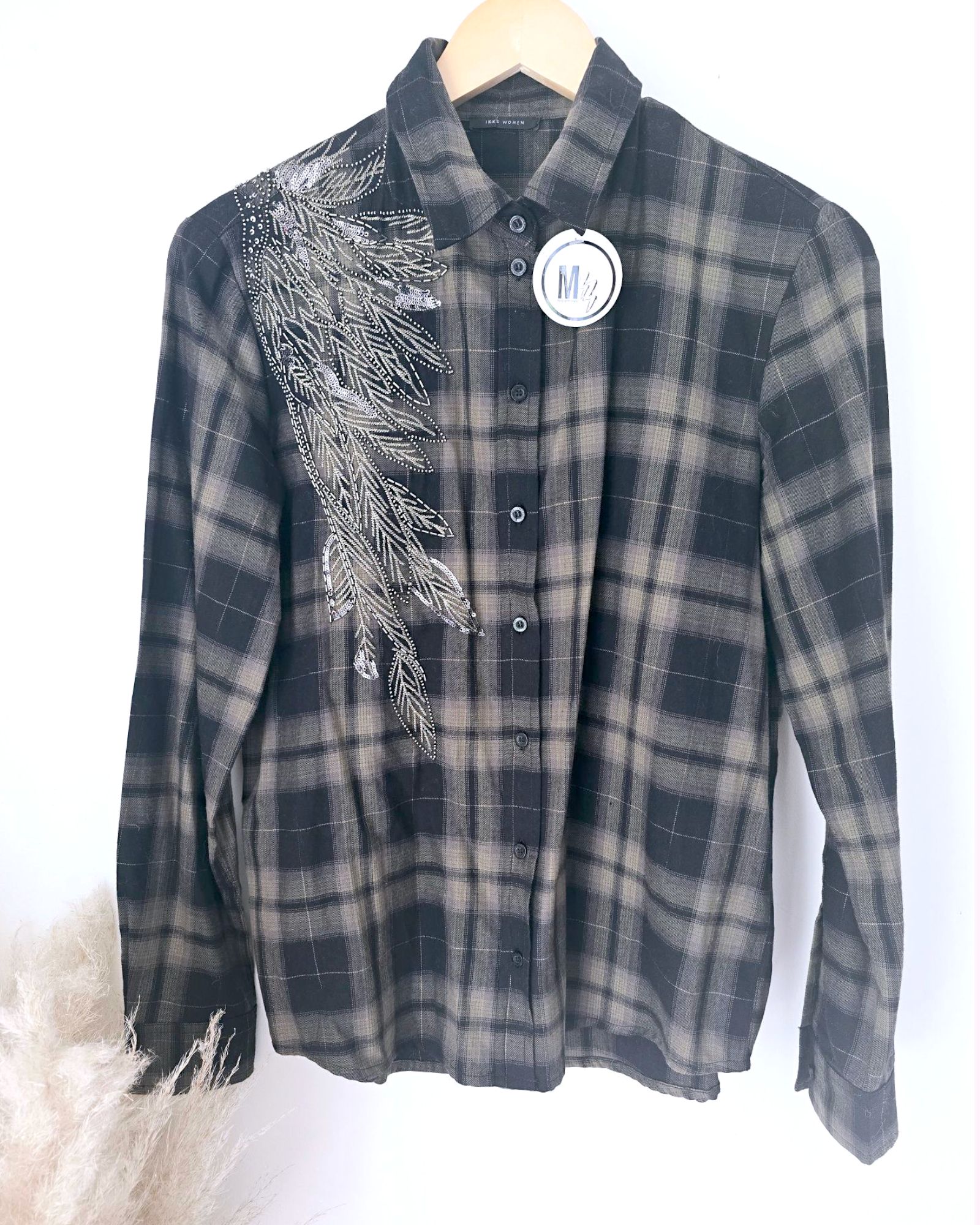 Chemise perles bijoux