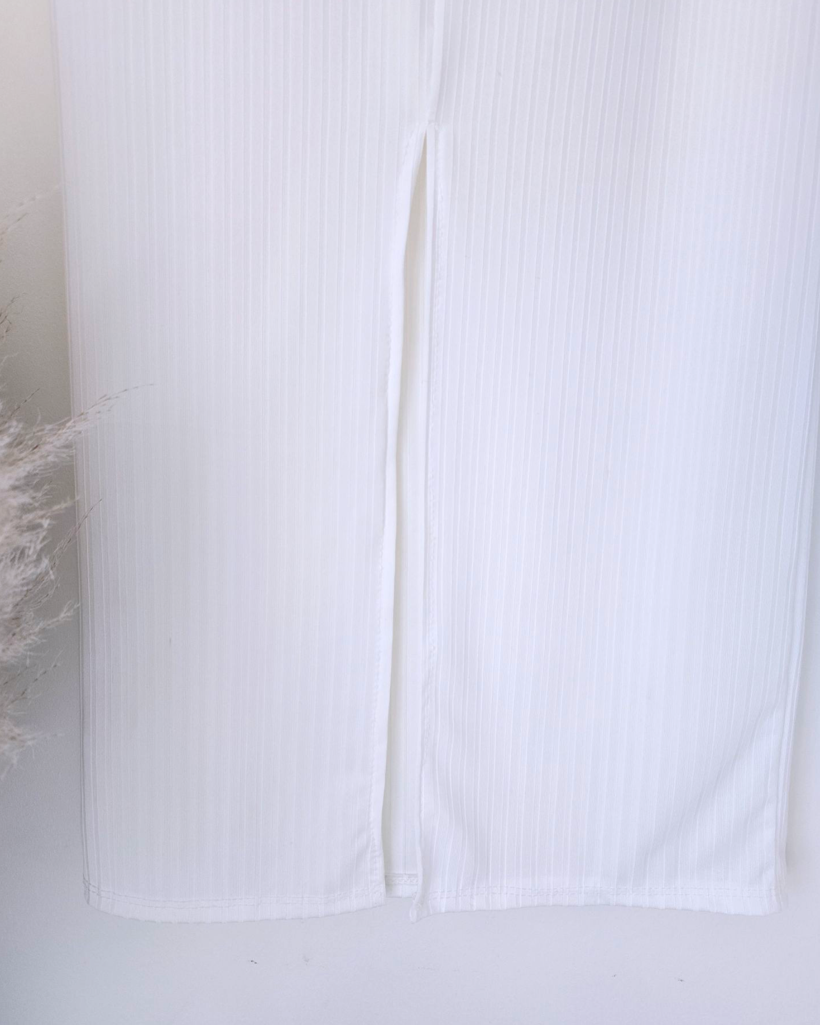 Ensemble White