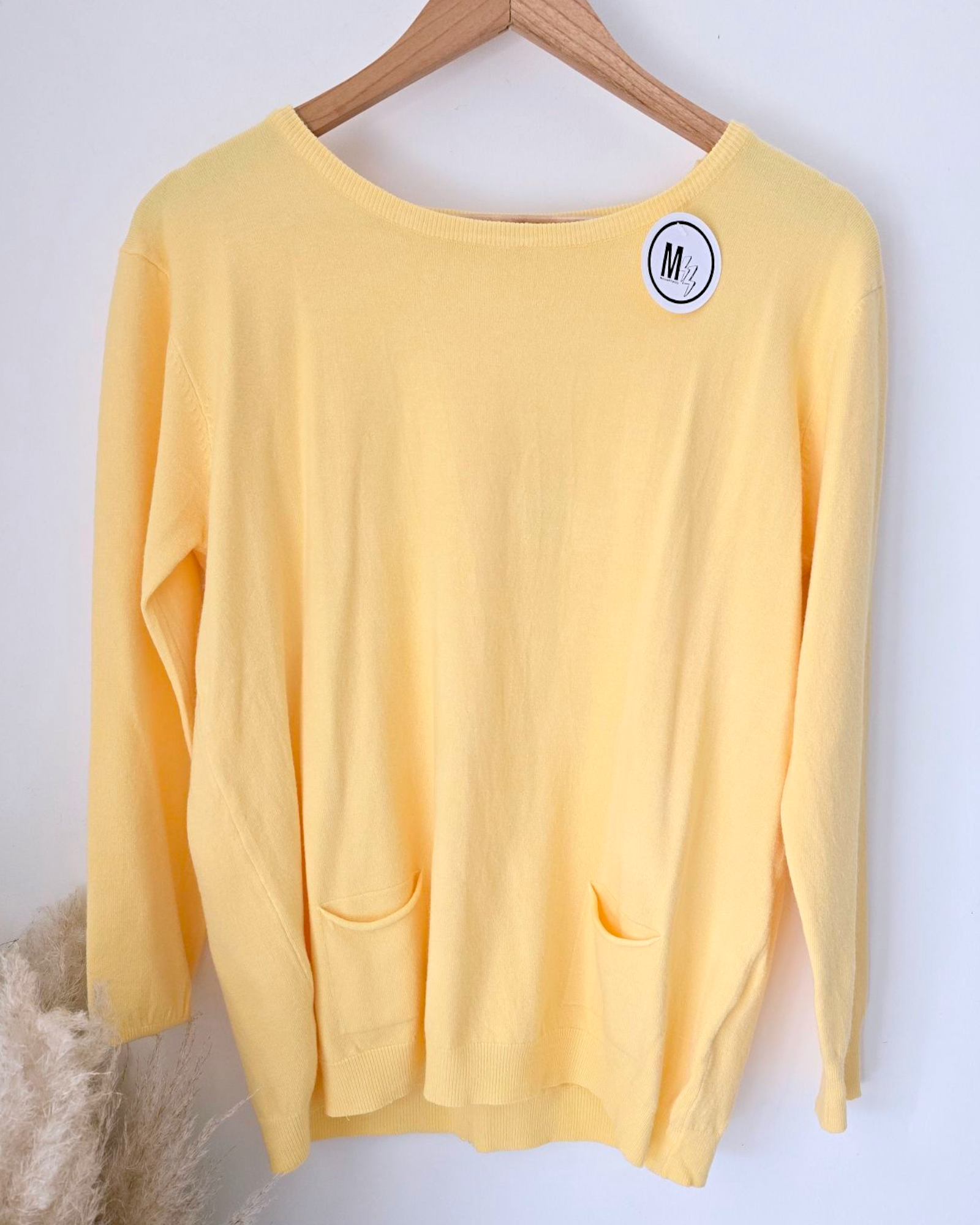 Pull yellow