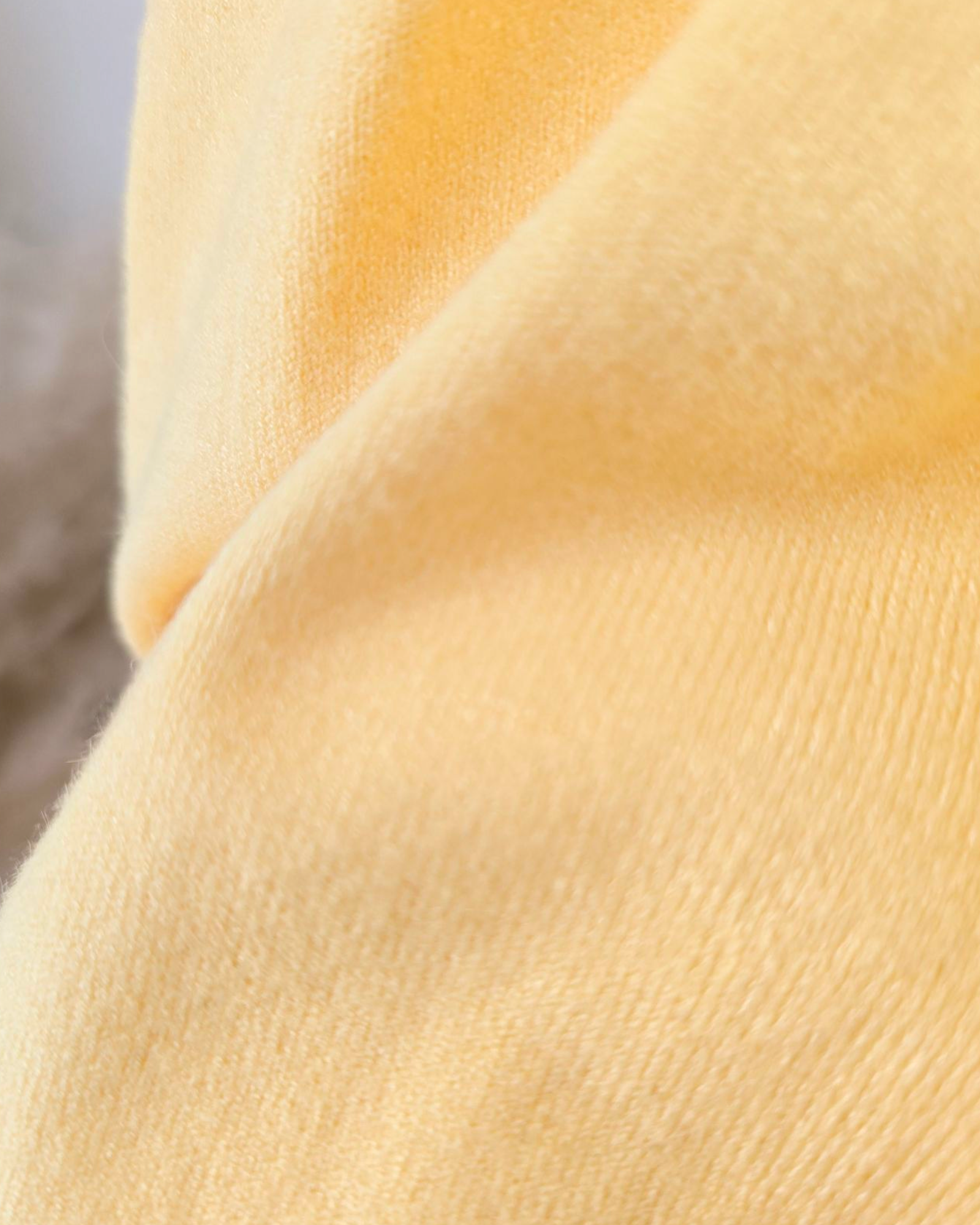 Pull yellow