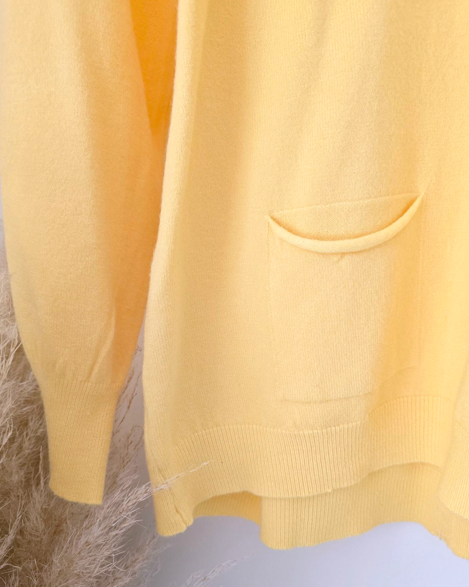 Pull yellow