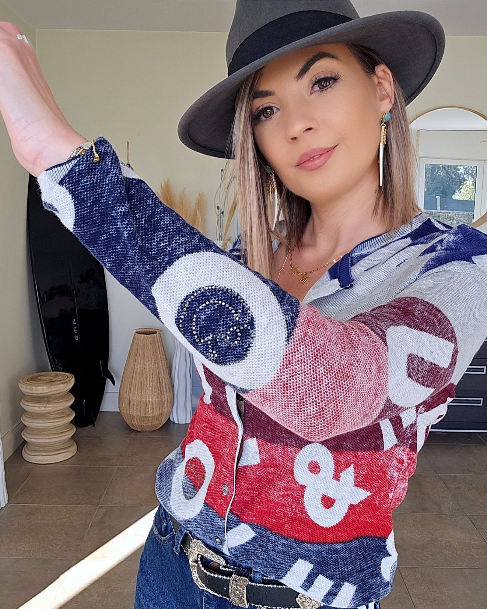 Cardigan + écharpe tags