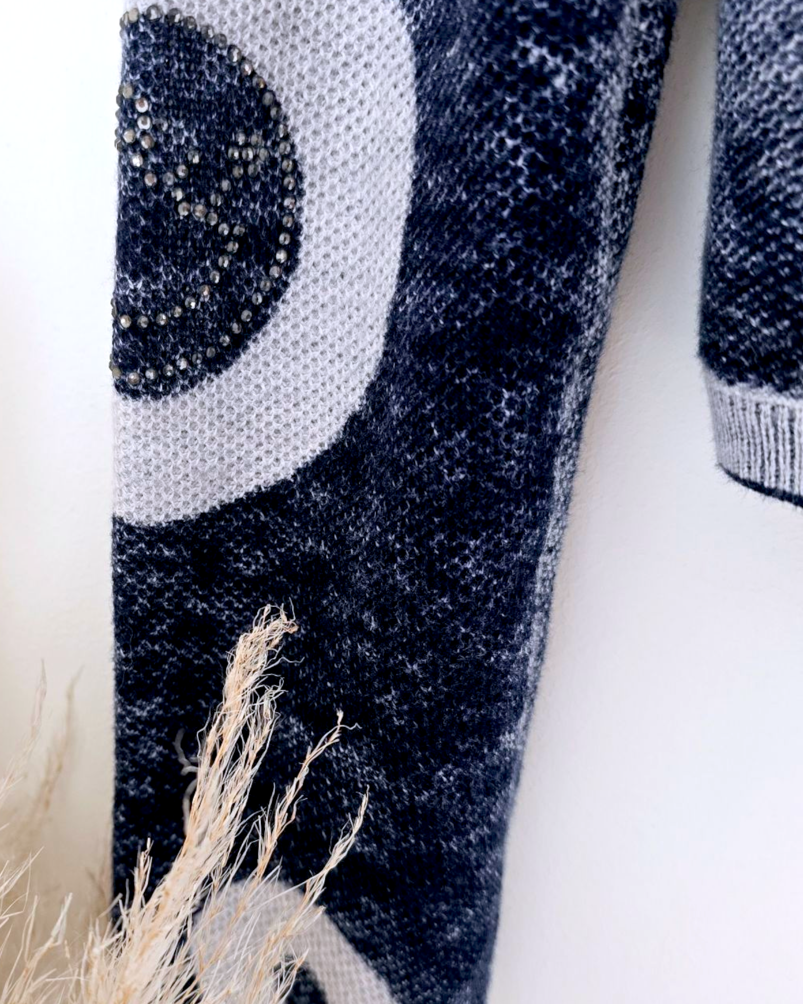 Cardigan + écharpe tags