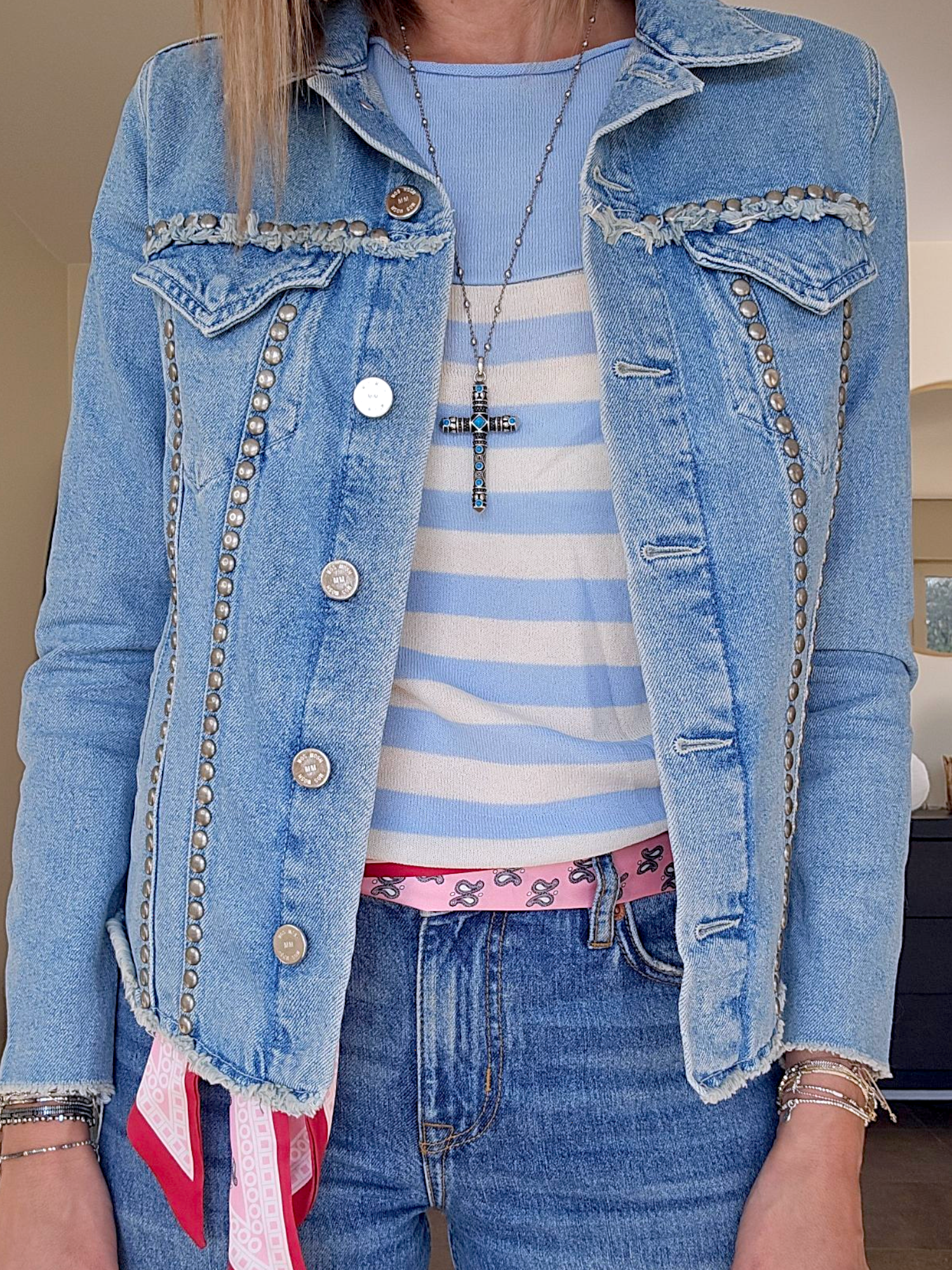 Veste denim cloutés