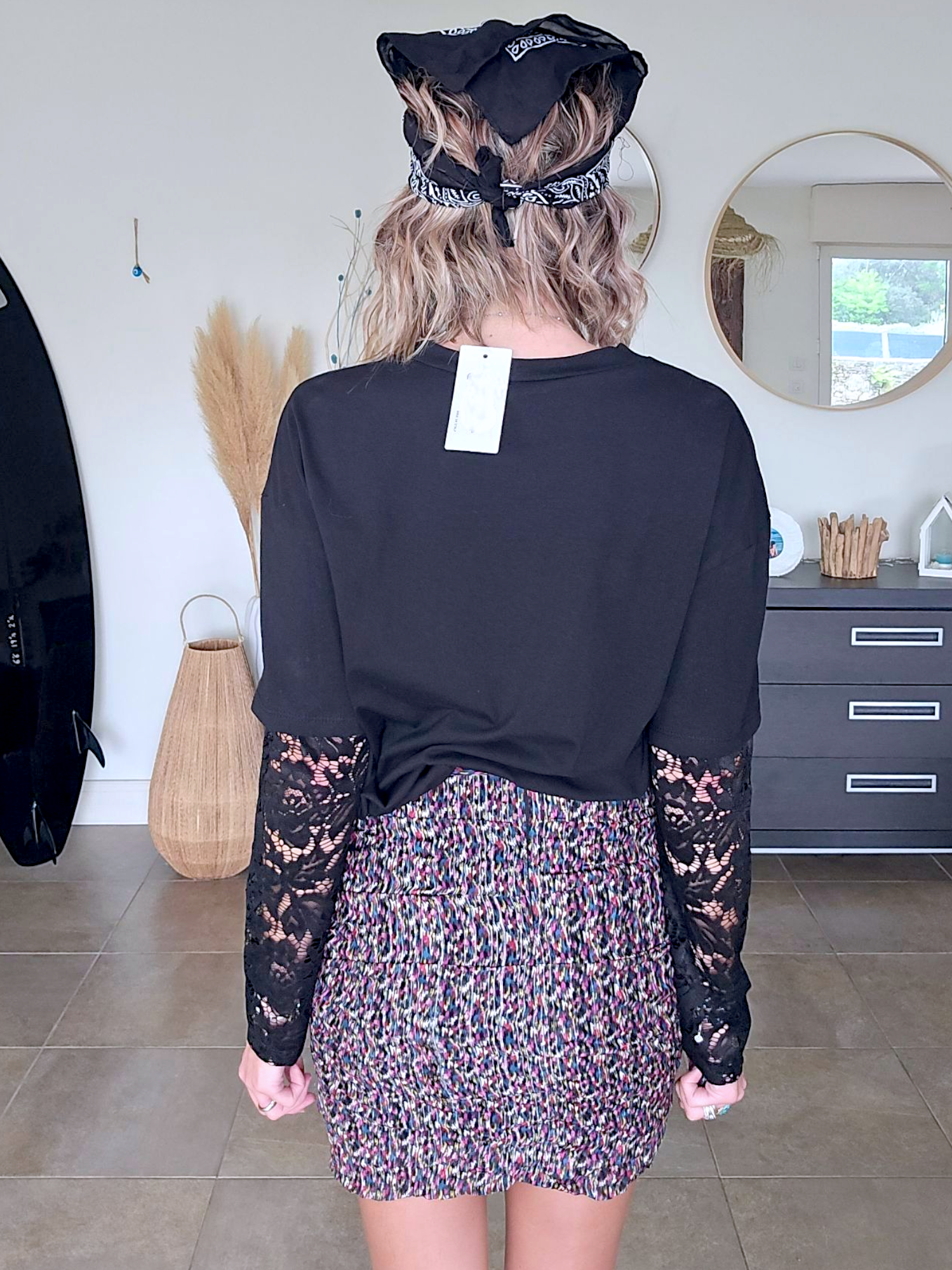 Tee-shirt dentelle noir