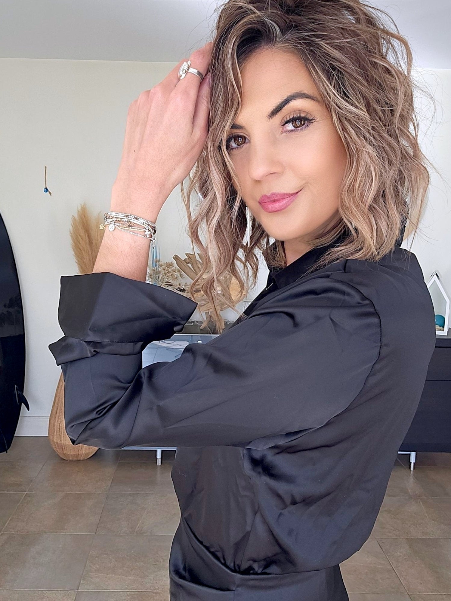 Robe black