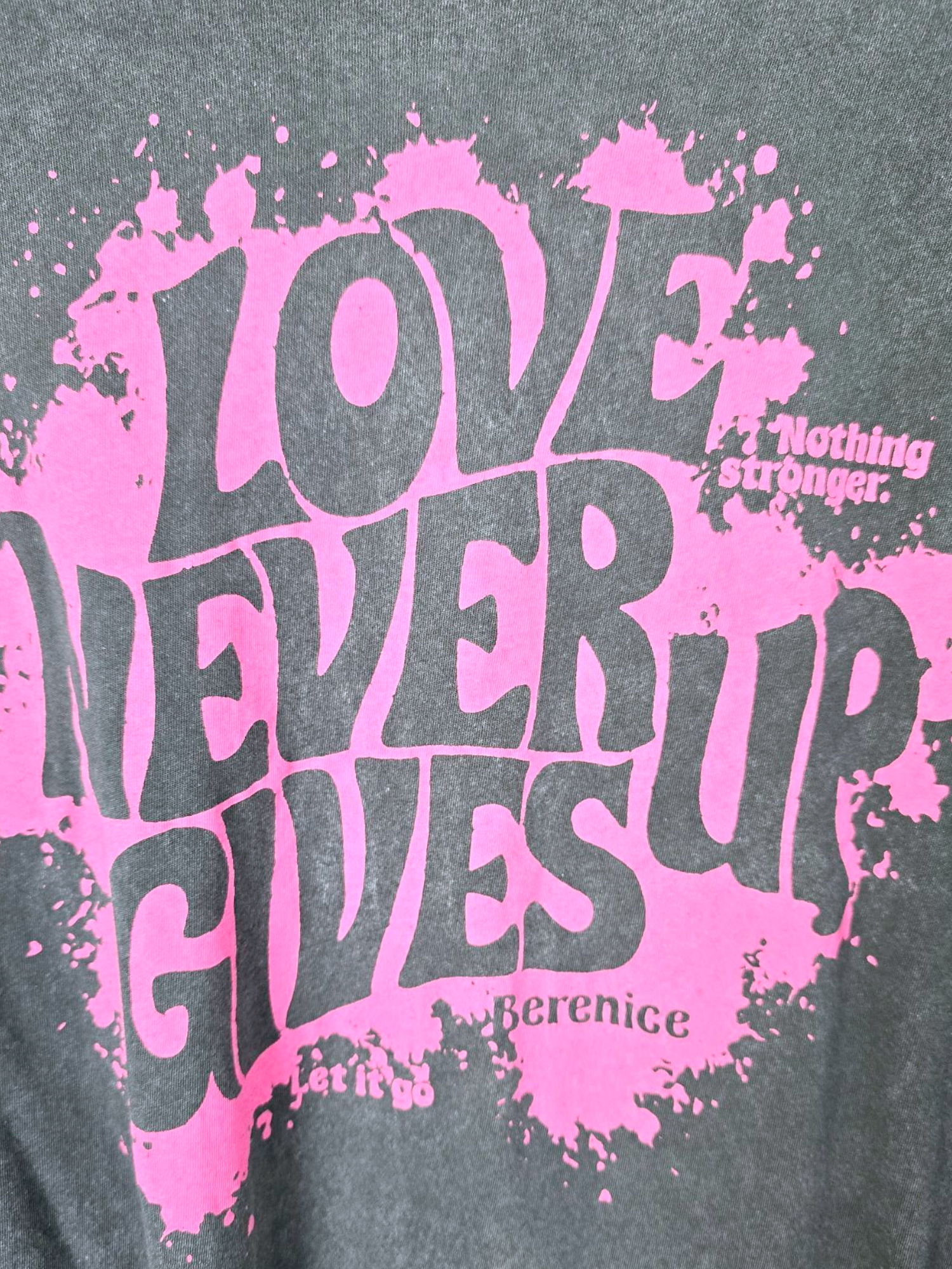 Tee-shirt love