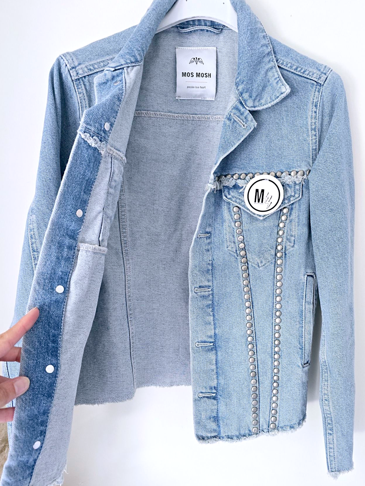 Veste denim cloutés