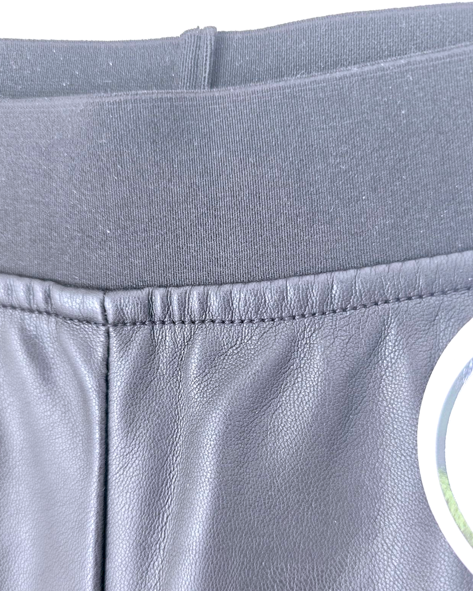 Legging huilé noir