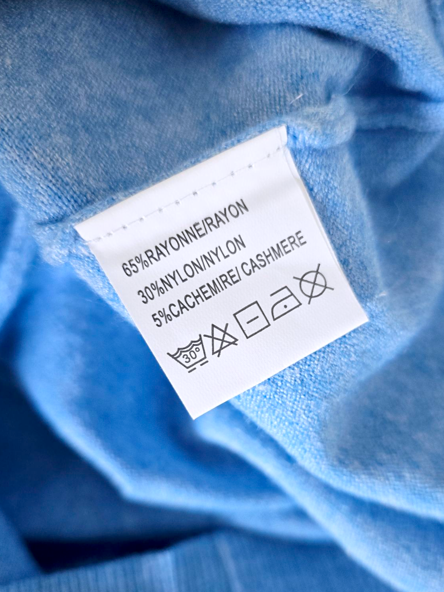 Pull blue