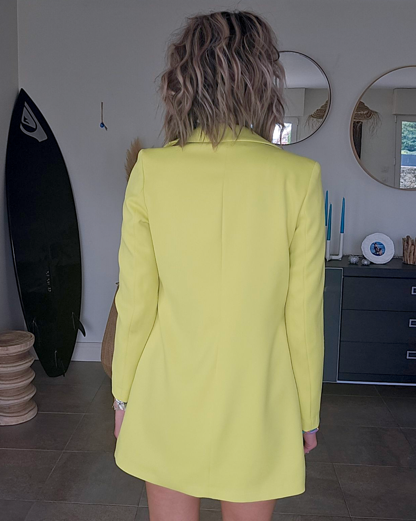 Ensemble short yellow