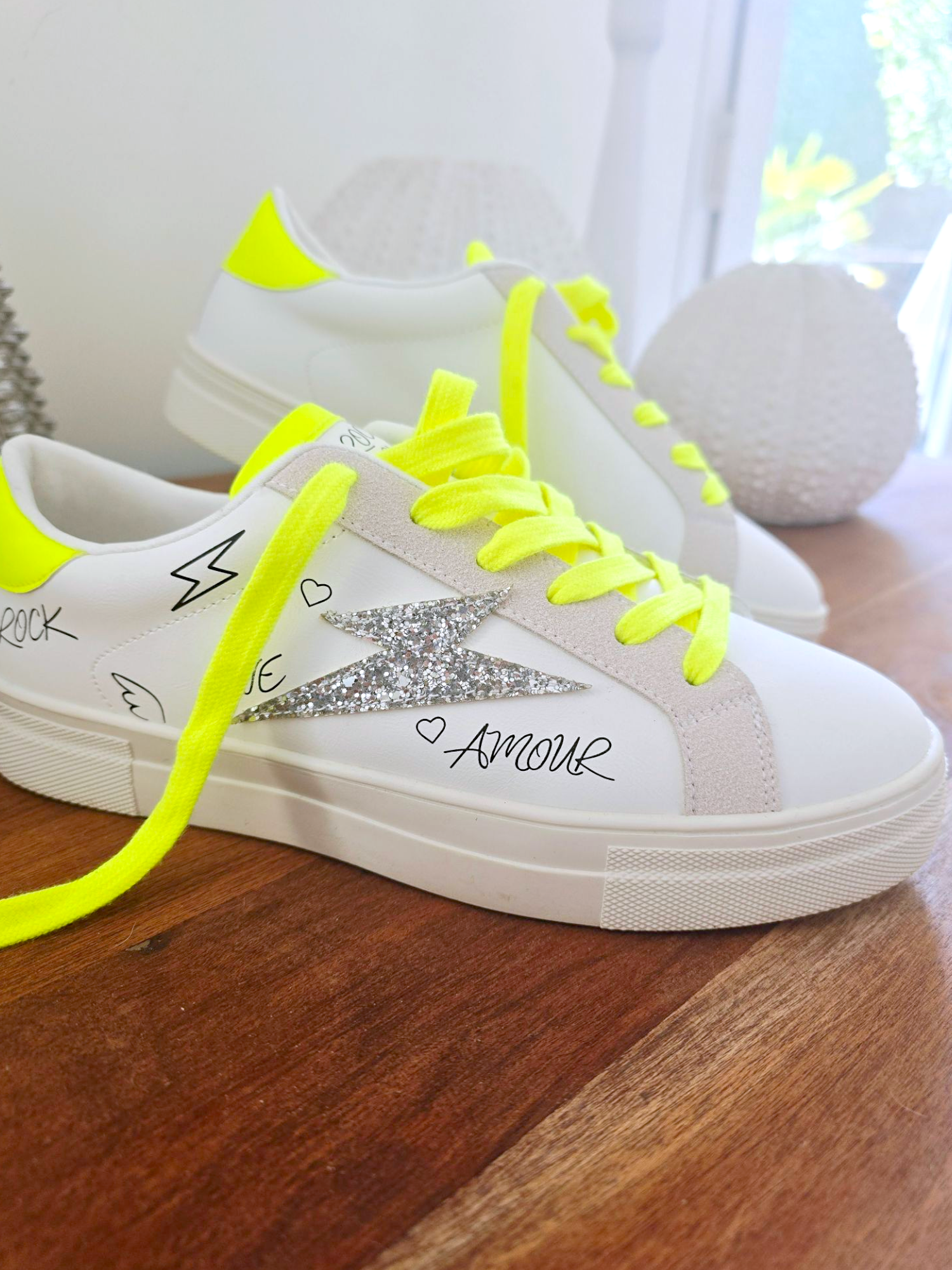 🔥Baskets éclair fluo