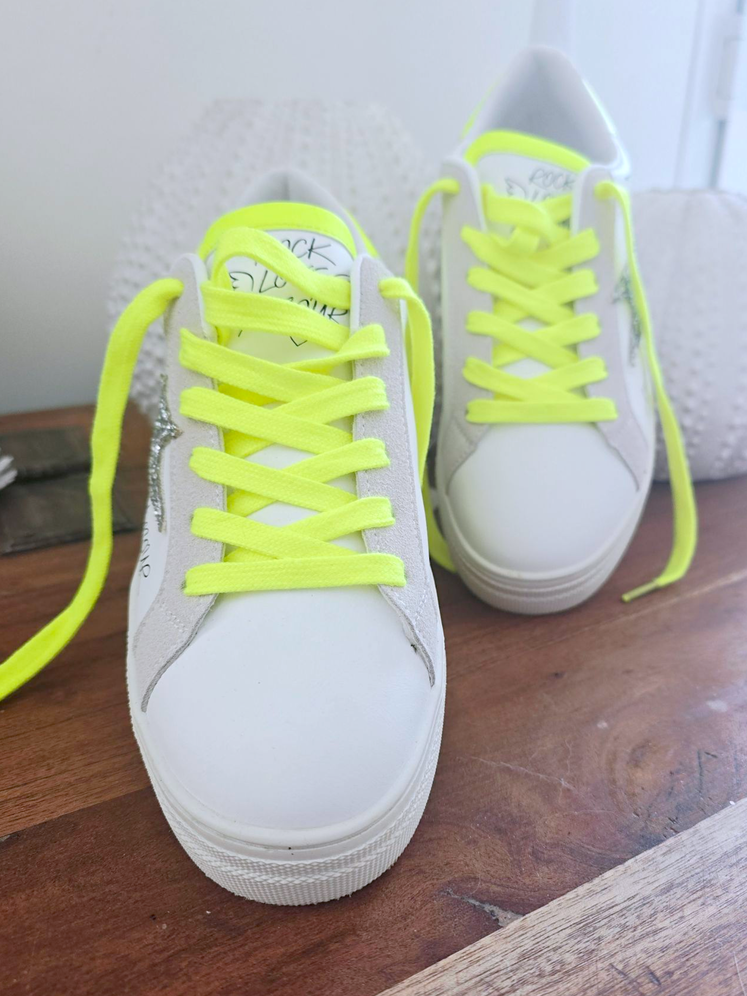 🔥Baskets éclair fluo