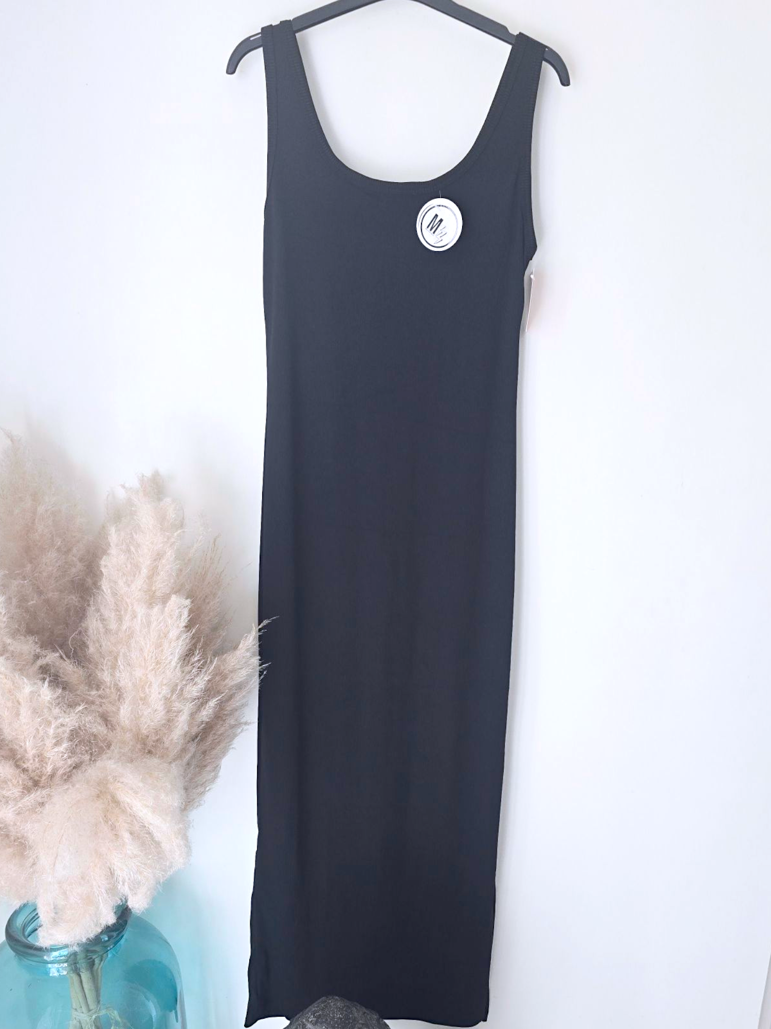 Robe black