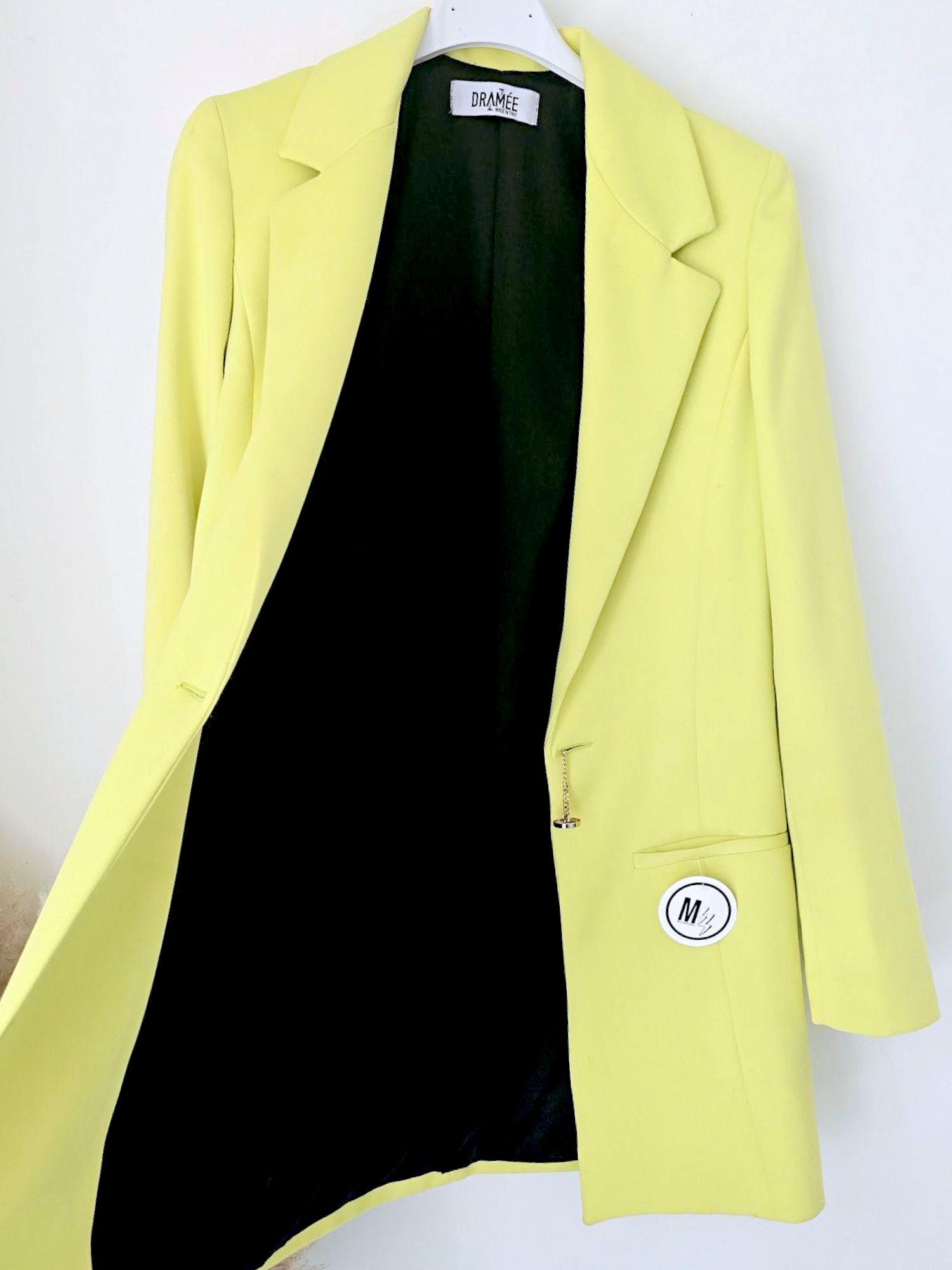 Ensemble short yellow
