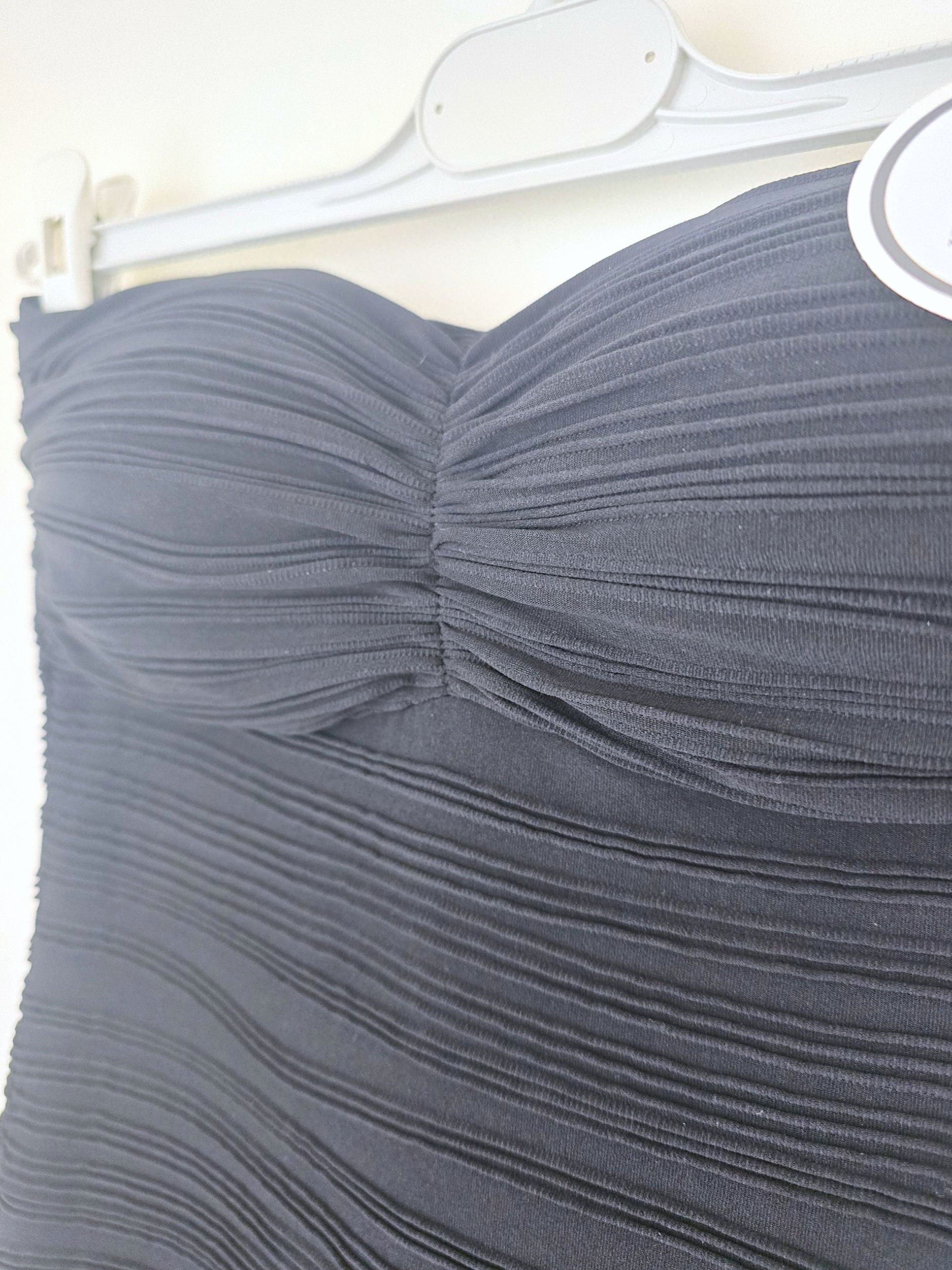 Robe noire bustier