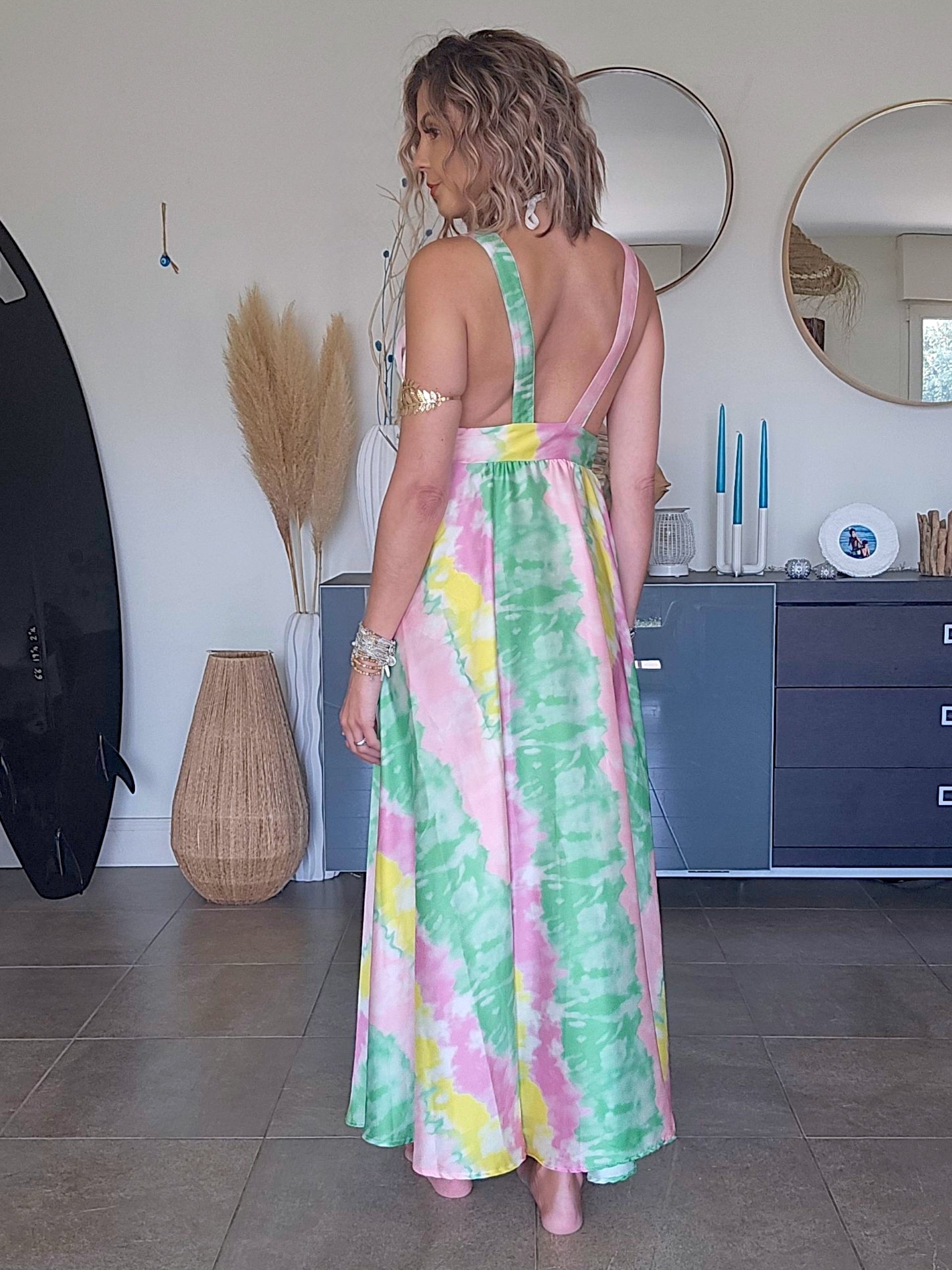 Robe tie and dye
