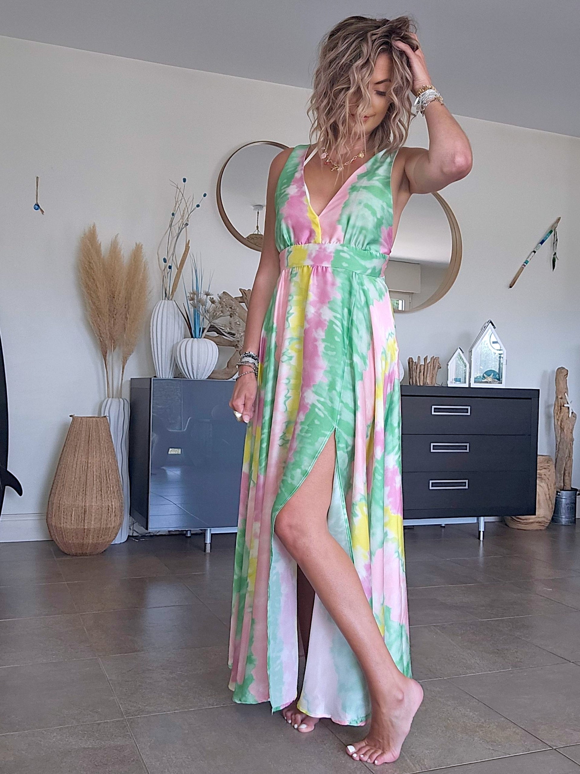 Robe tie and dye
