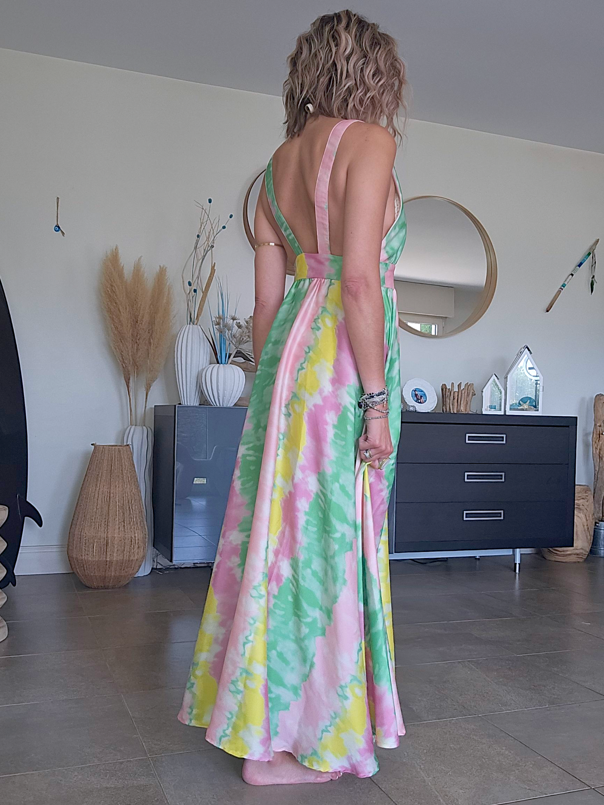 Robe tie and dye