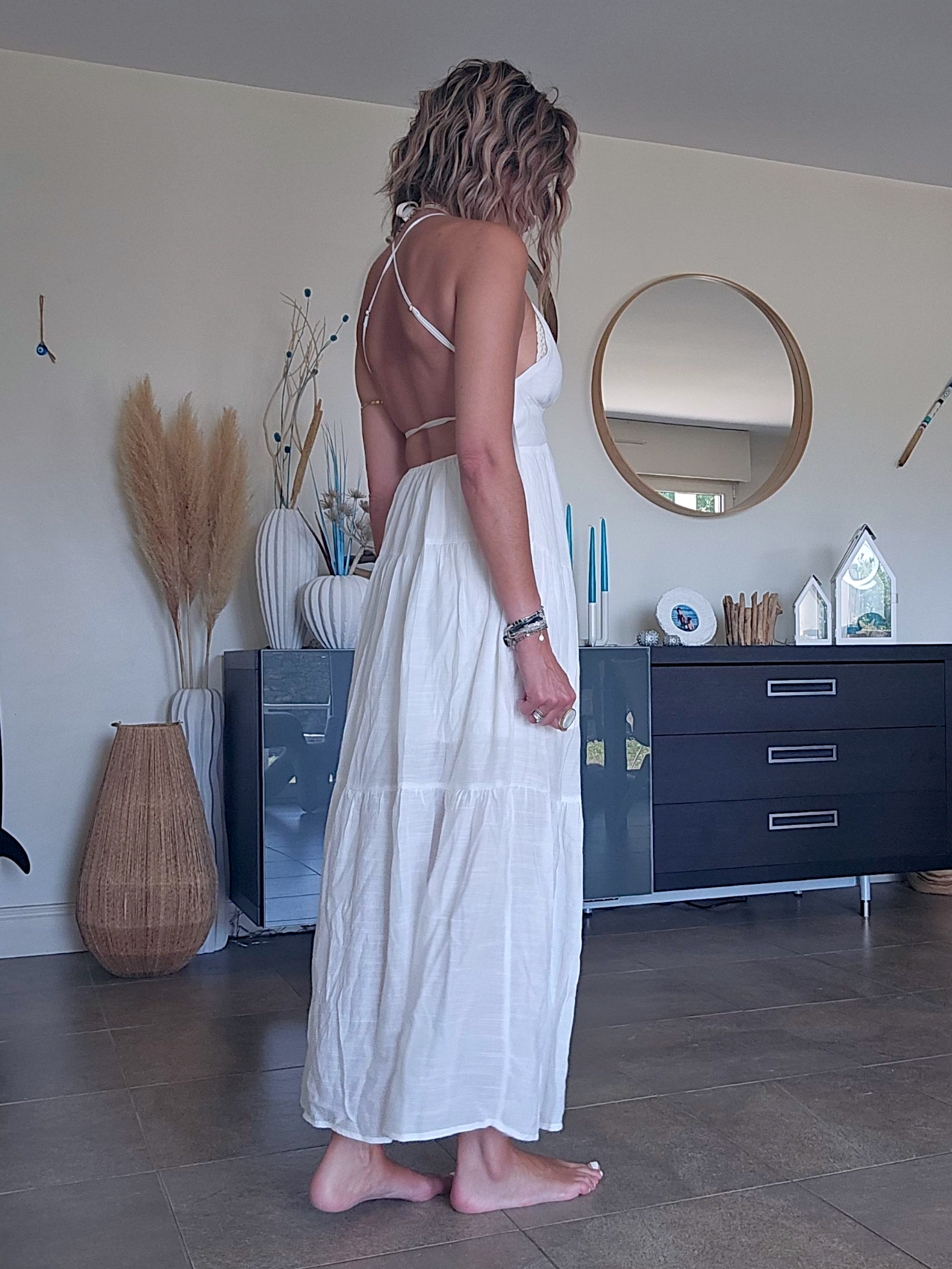 Robe White