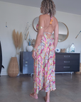 Robe dos nu
