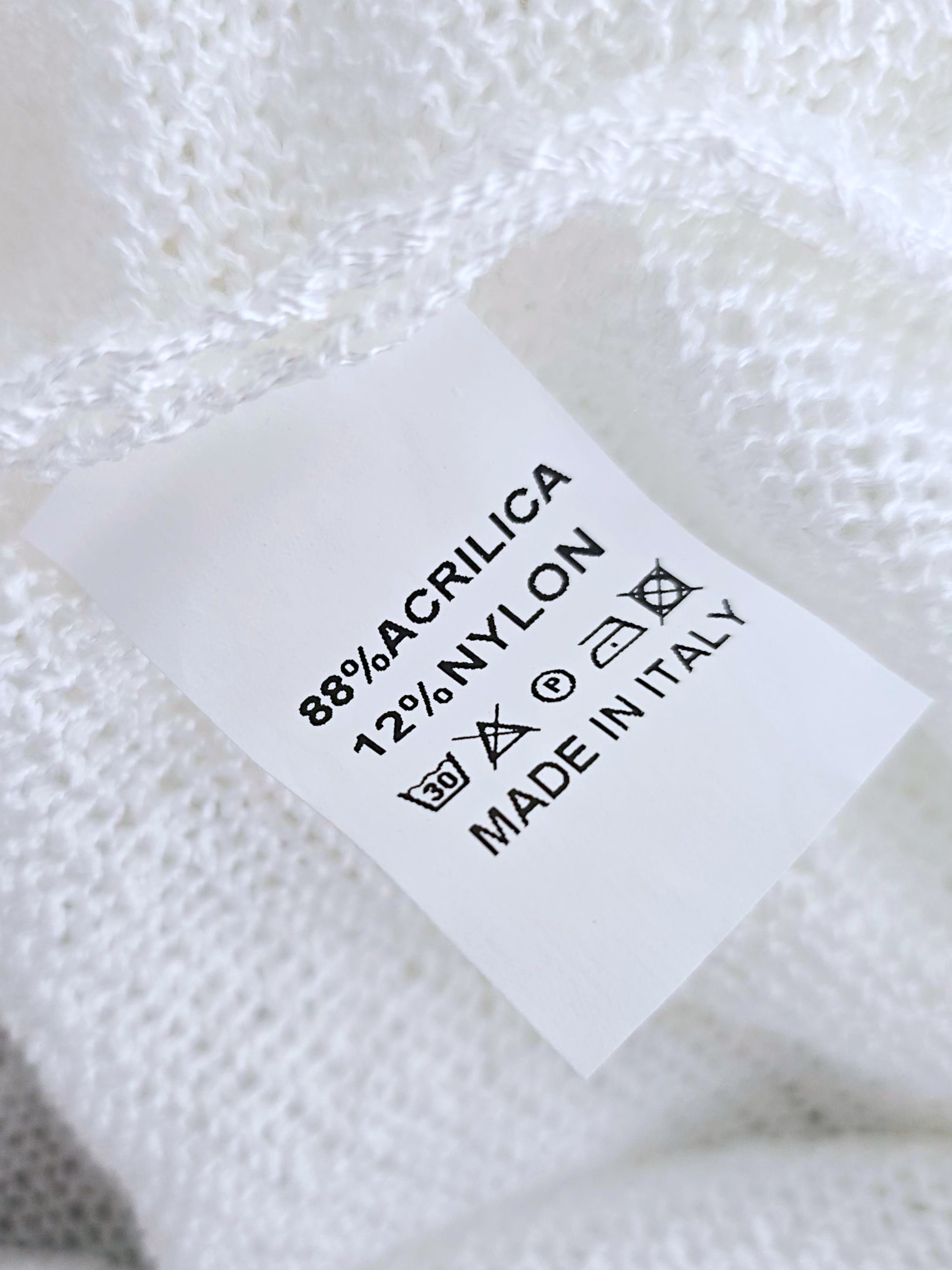 Pull ajouré amour