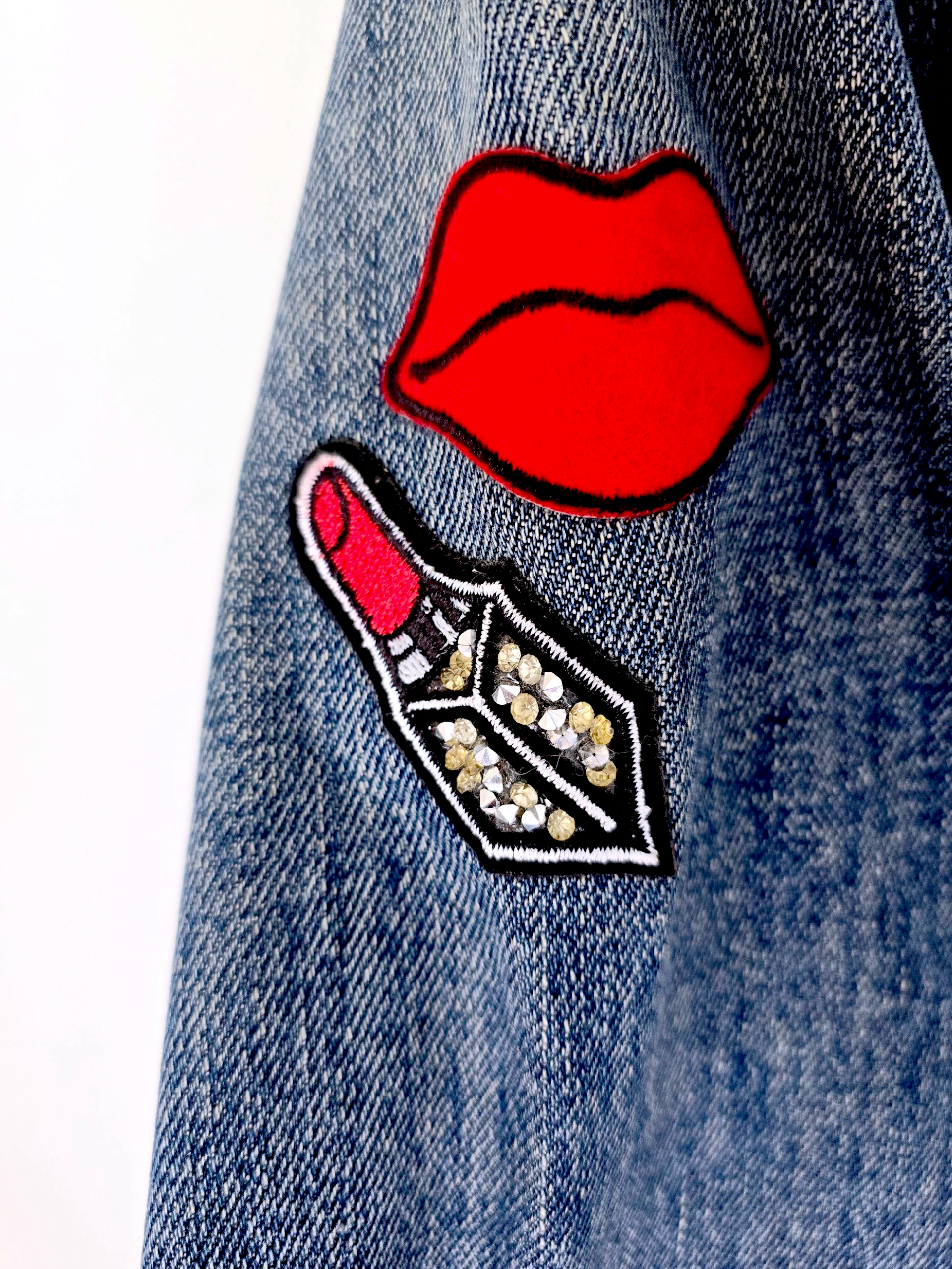 Veste denim écussons