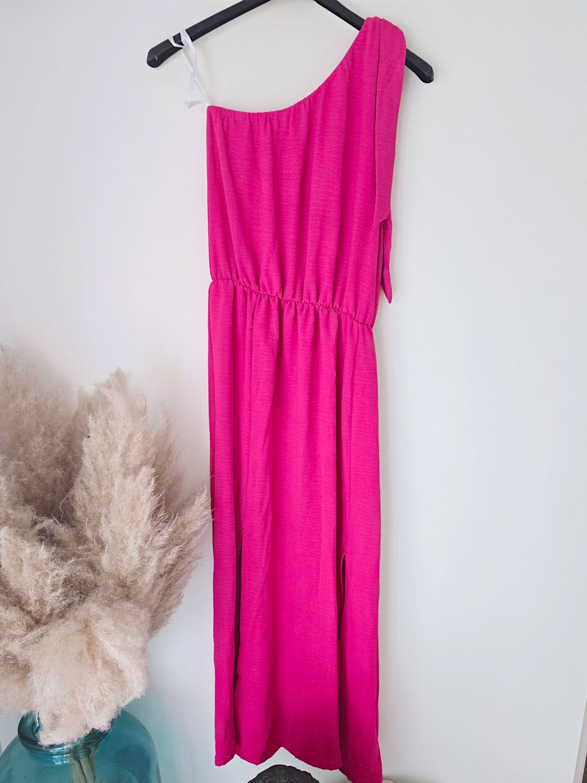 Robe fuchsia &amp; son ruban