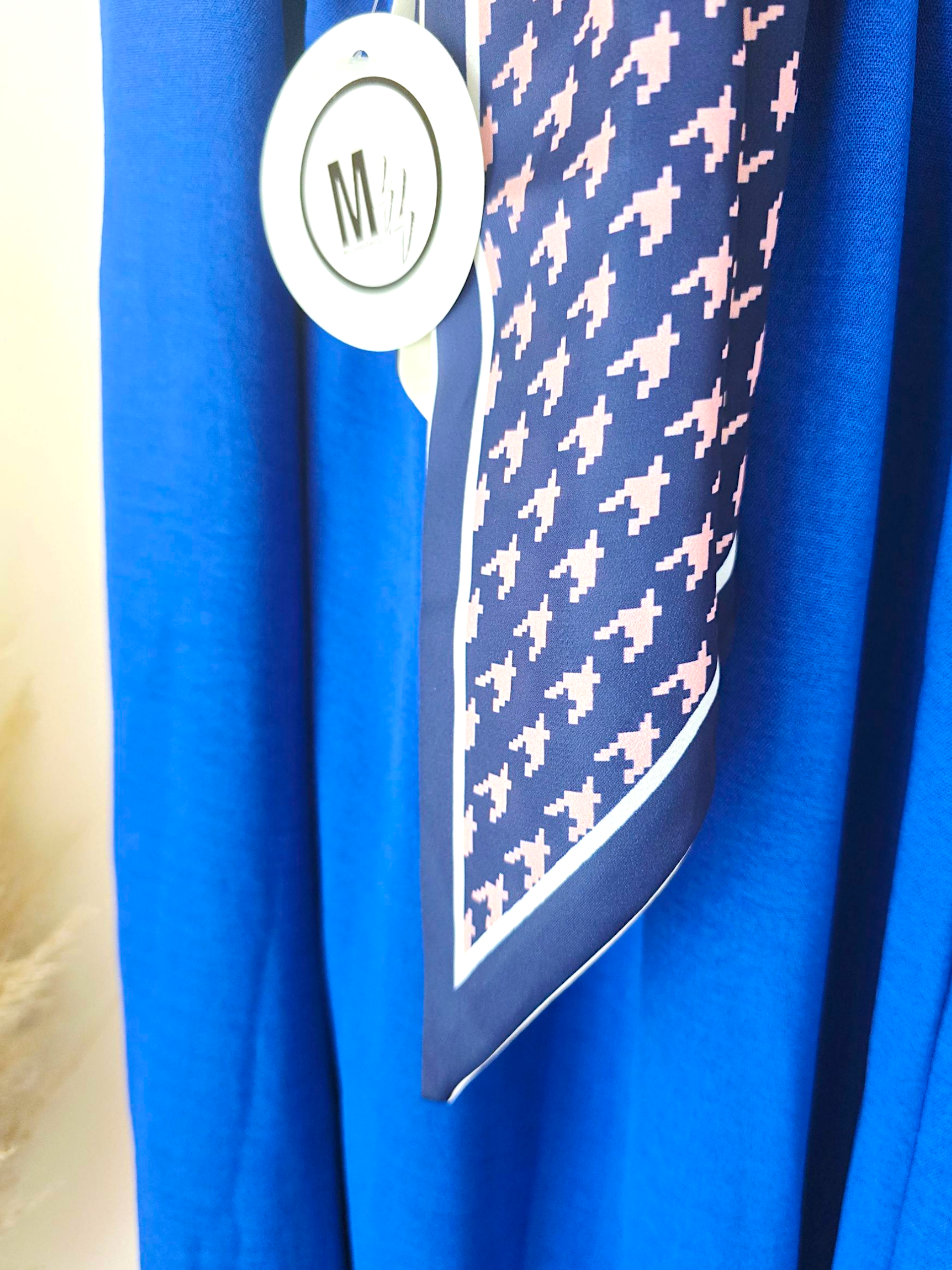 Robe bleu roi &amp; son ruban