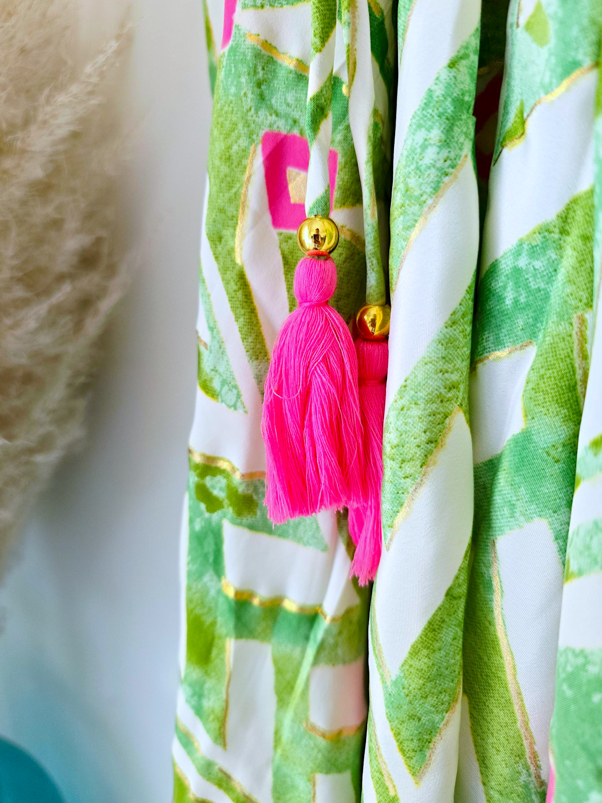 Robe verte dos nu en soie